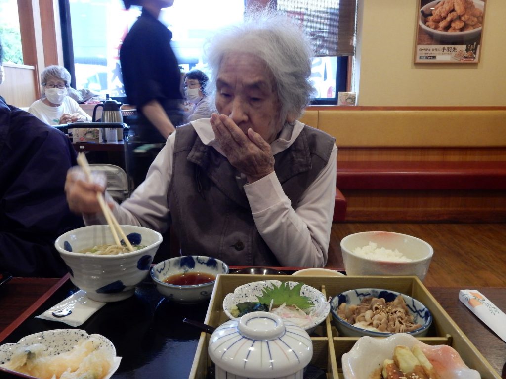 現在の画像に代替テキストがありません。ファイル名: DSCN1737.jpg
